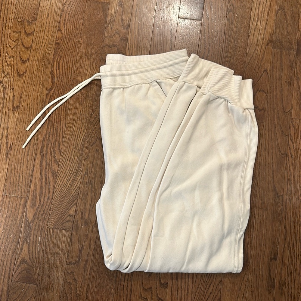 women’s sweatpants